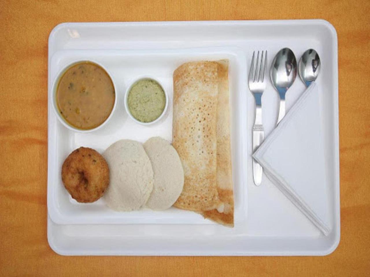 Golden Residency Hotel Mysore Buitenkant foto